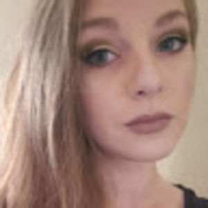 Meet your Posher, Maddie